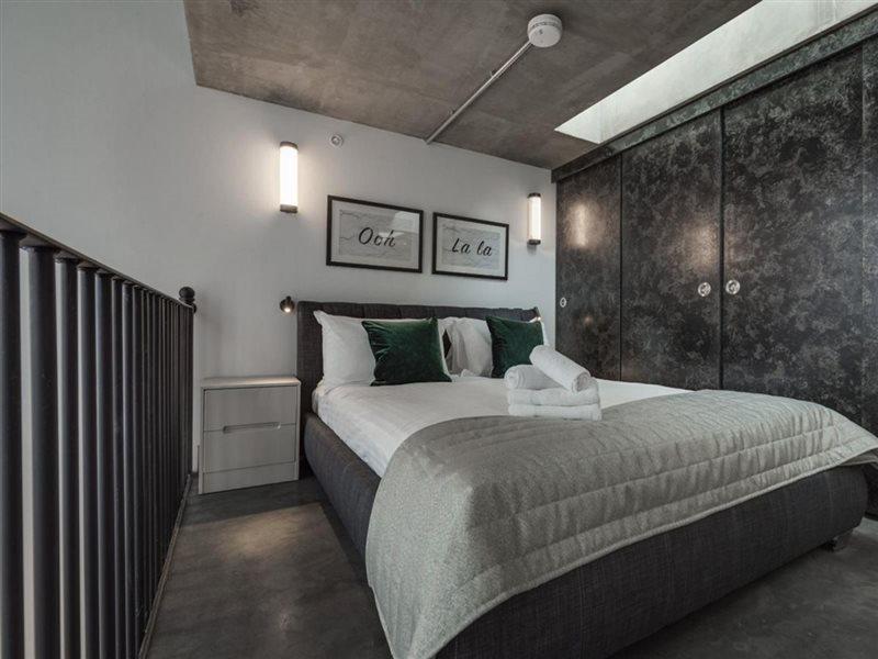 Soho Lofts By Q *