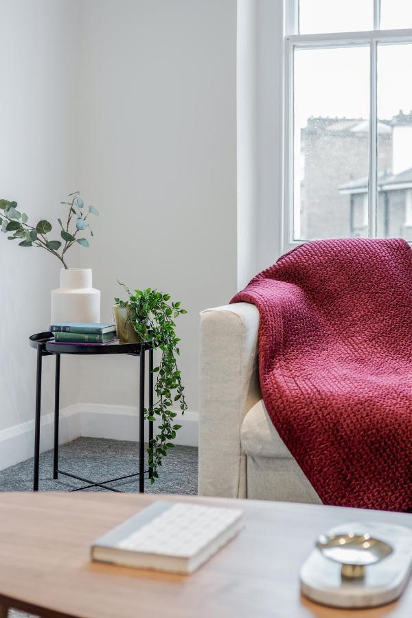 Stunning 2 Bedroom Duplex In Center Of Camden! Appartement Londres