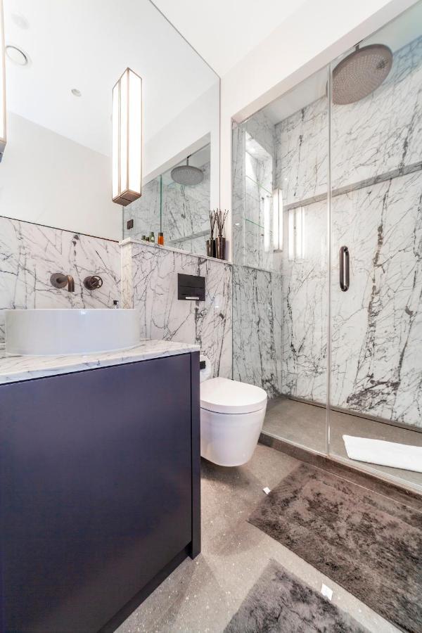 Battersea Church Road I Unique 3 Bedrooms Luxurious House Near Battersea Park * Londres