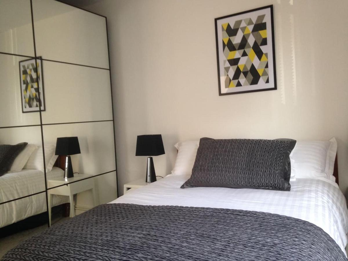 One Bedroom Flat In Fulham * Londres