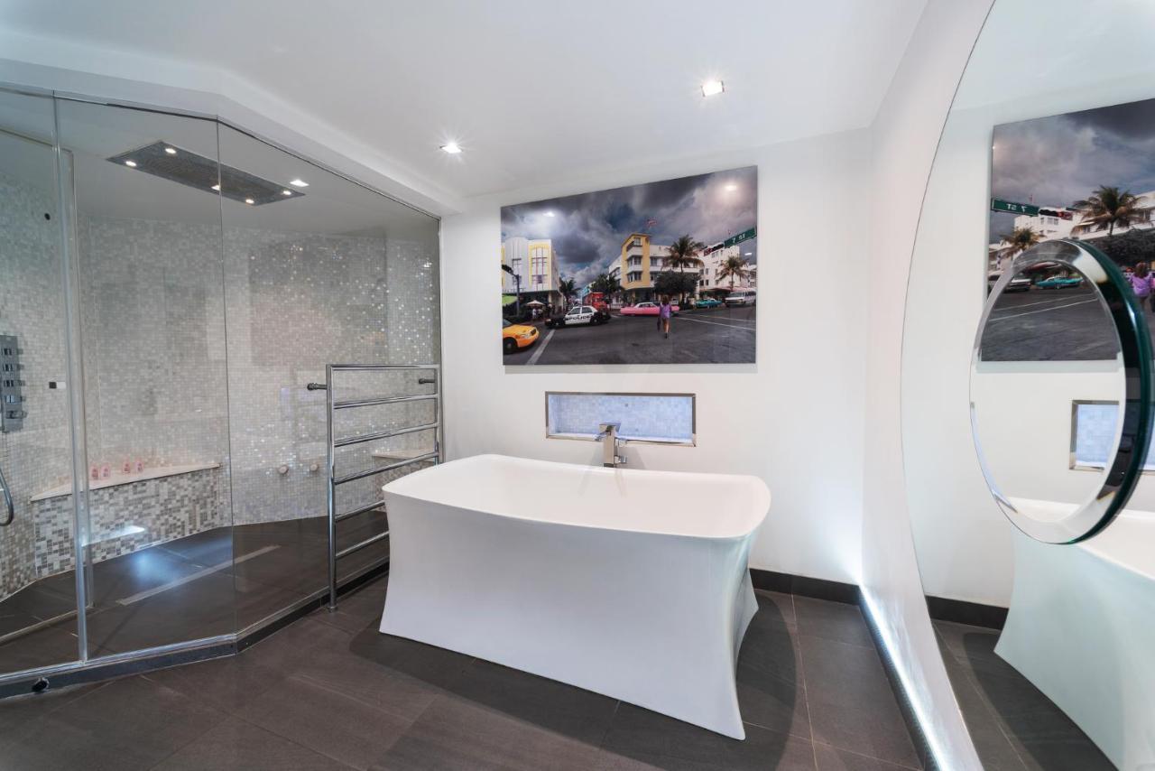 Amazingly Luxurious Loft Apartment, Soho - 3 Bedrooms, 2 Bath & Office Apartamento Londres