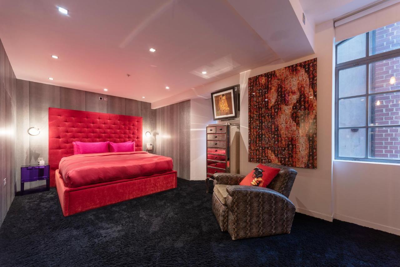 Amazingly Luxurious Loft Apartment, Soho - 3 Bedrooms, 2 Bath & Office