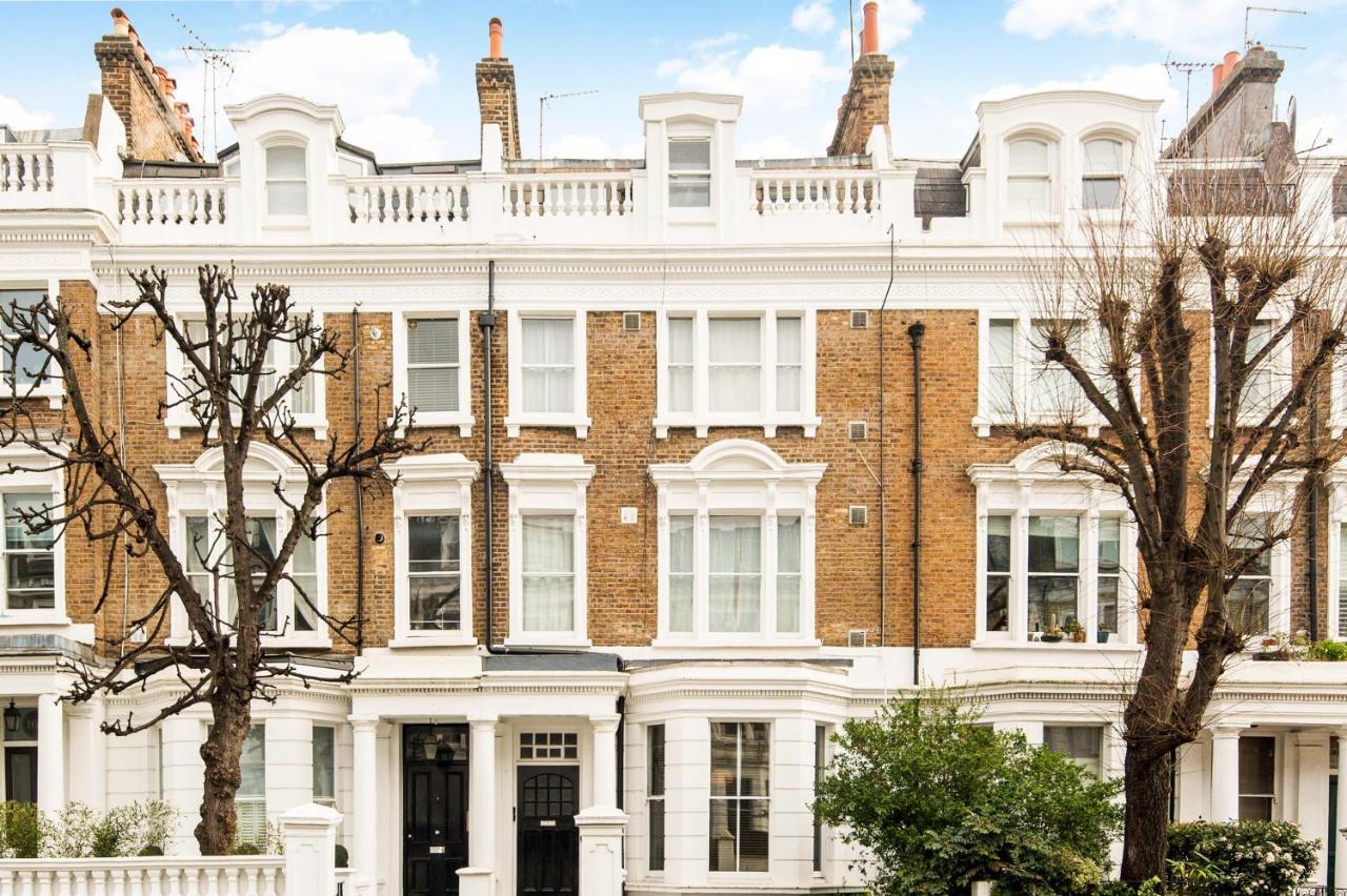 Boutique Style Large In Victorian Conversion * Londres
