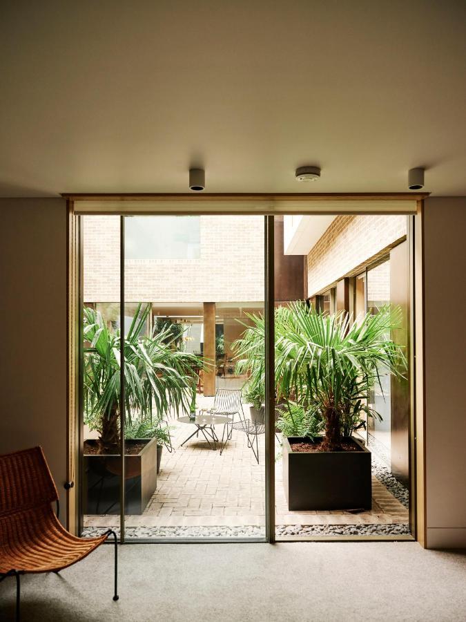 Apartahotel Weymouth Mews 4*