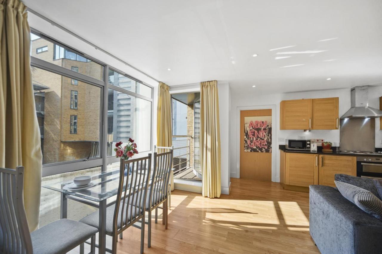 Marlex Modern 1 Bed Bridge Tower Bridge Apartment London