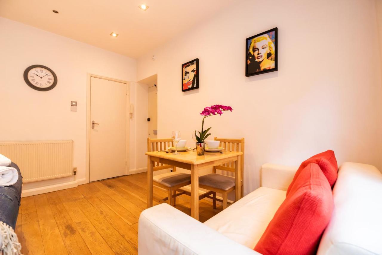 Mali Court Self Contained Modern Studio With Excellent Travel Links Appartement Londres
