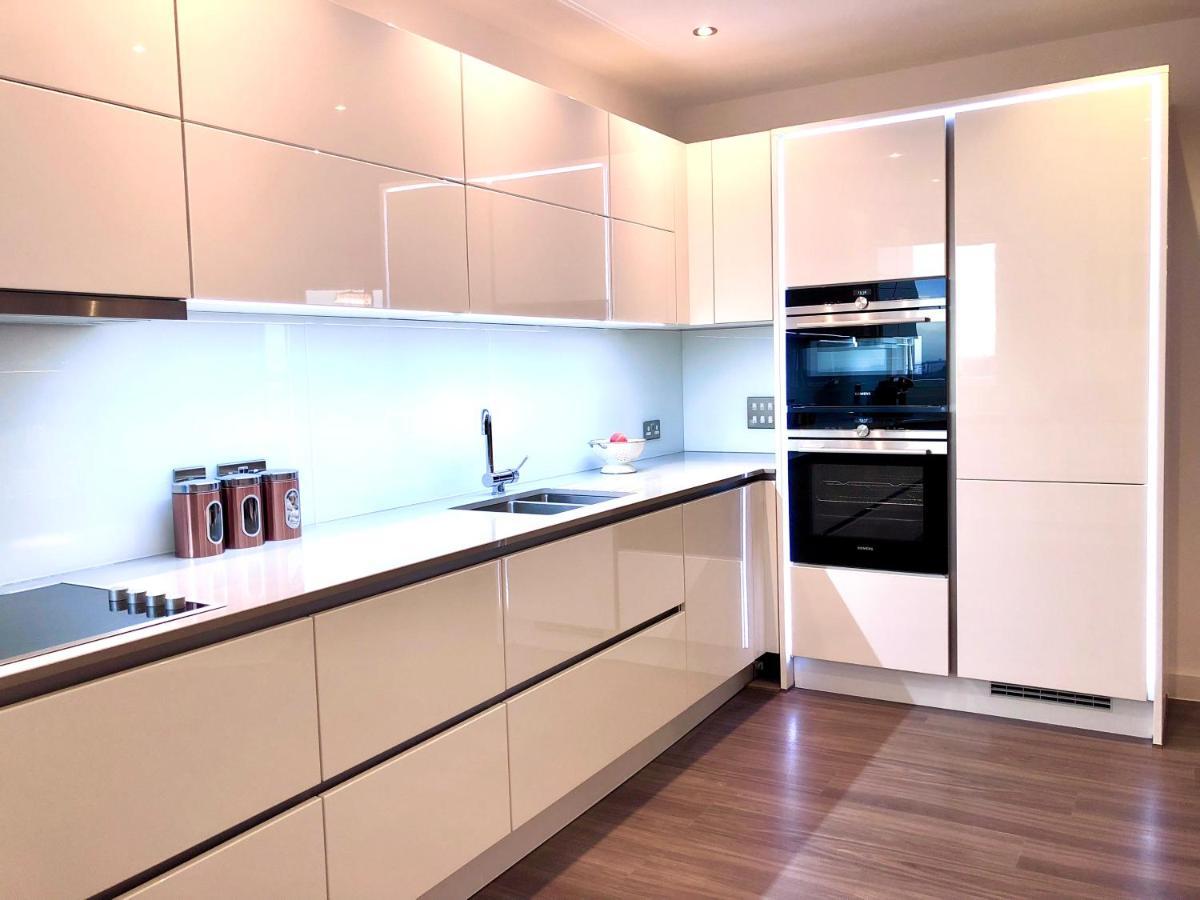 Apartment Panoramic Park And Penthouses Retreat London