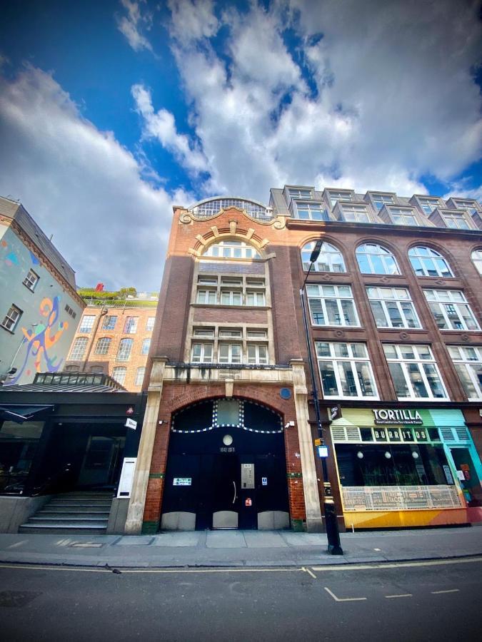 Apartamento Amazingly Luxurious Loft Apartment, Soho - 3 Bedrooms, 2 Bath & Office *