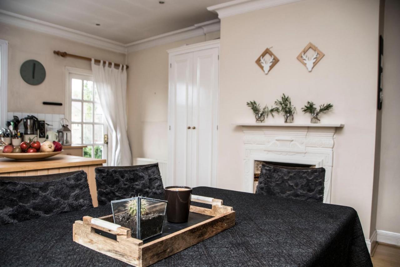 Bed & Breakfast London *