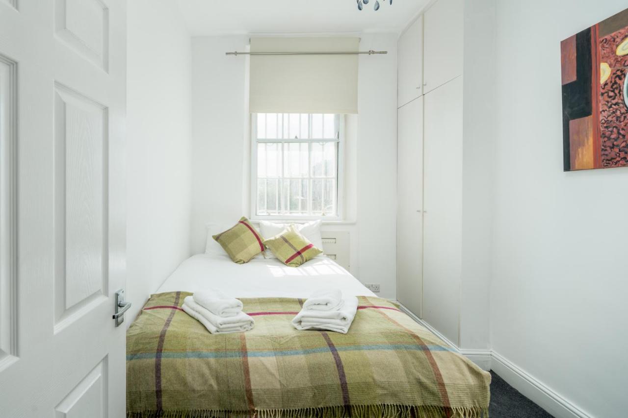 Cosy 1-bed Flat On King's Road In Chelsea, West Apartamento *