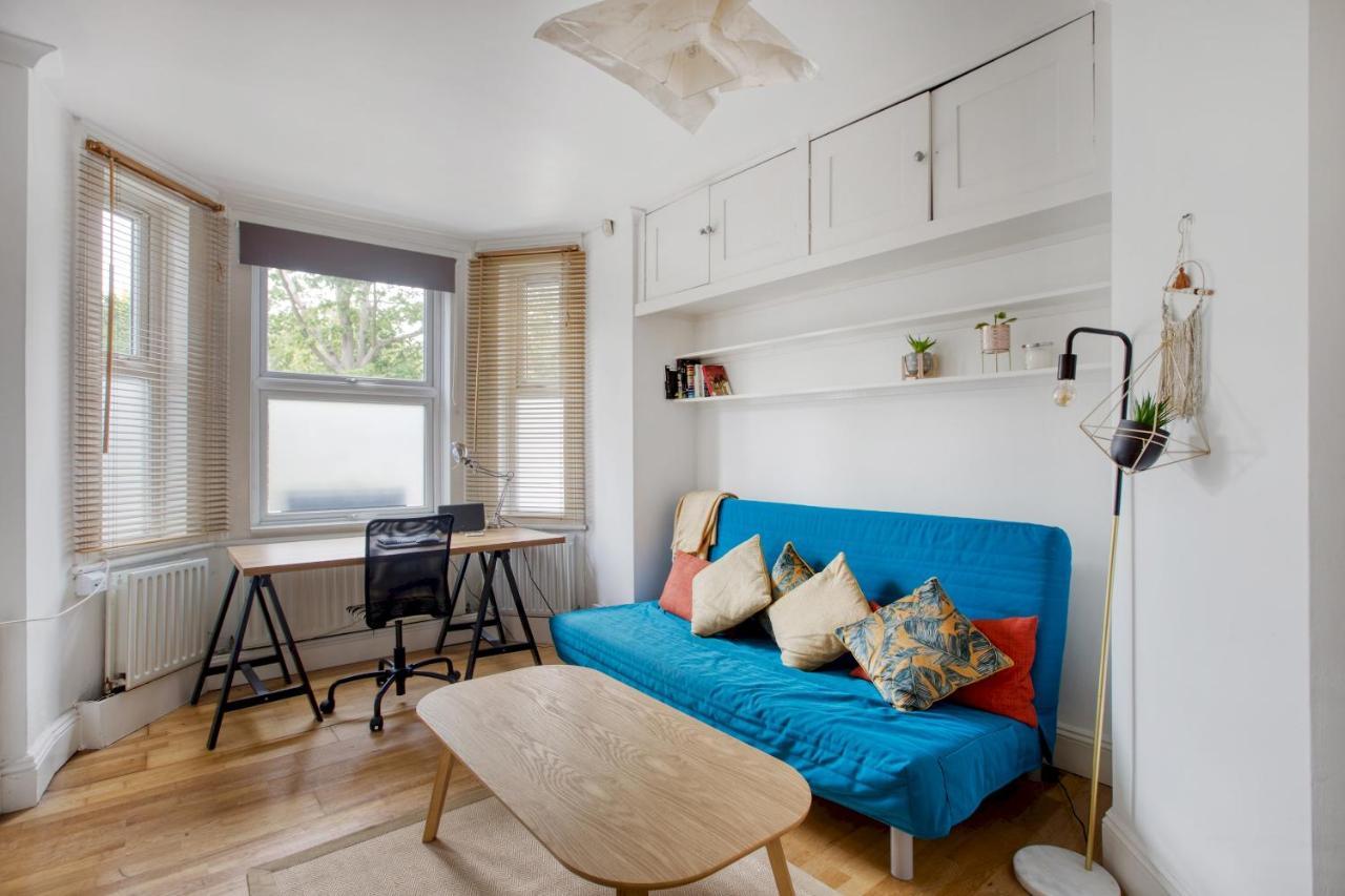 Appartement Pass The Keys - Beautiful Stylish Flat In South West Londres