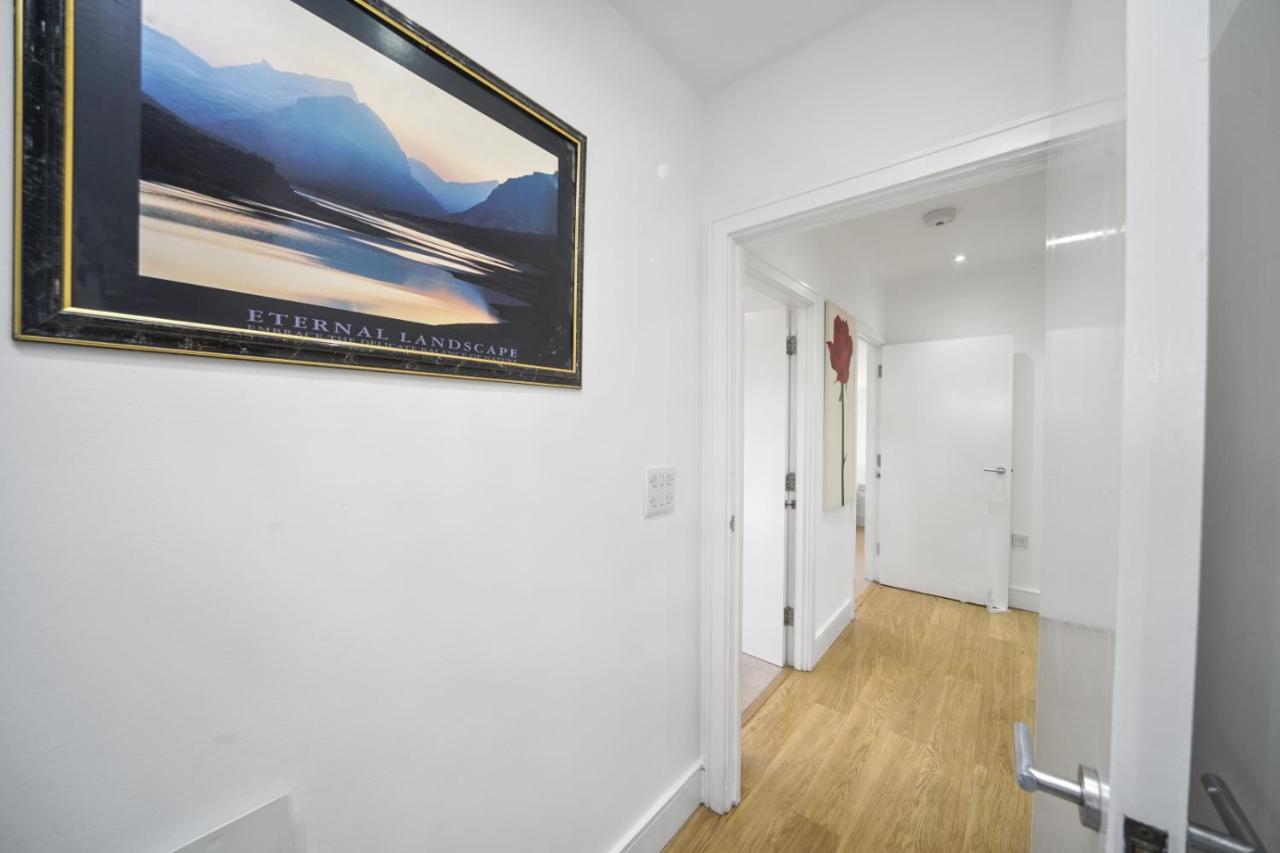Modern 2 Bed By Tower Bridge Bridge