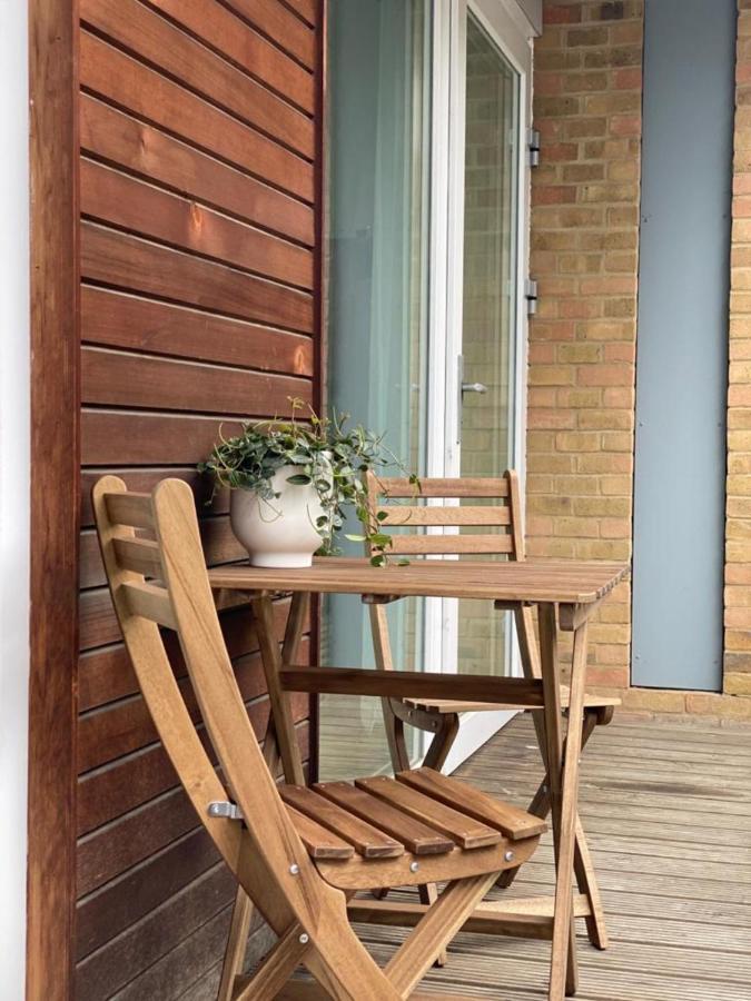 Nest Easy - Nine Elms * Londres