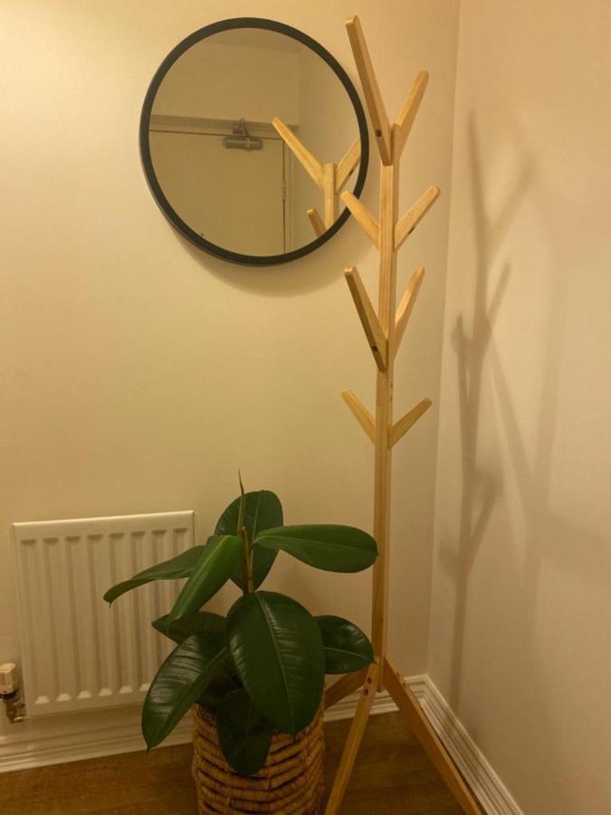 Nest Easy - Nine Elms Apartment
