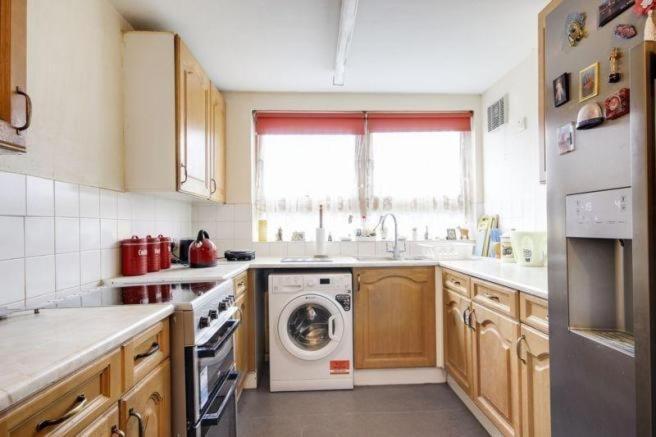 Homestay 6 Greville Court *