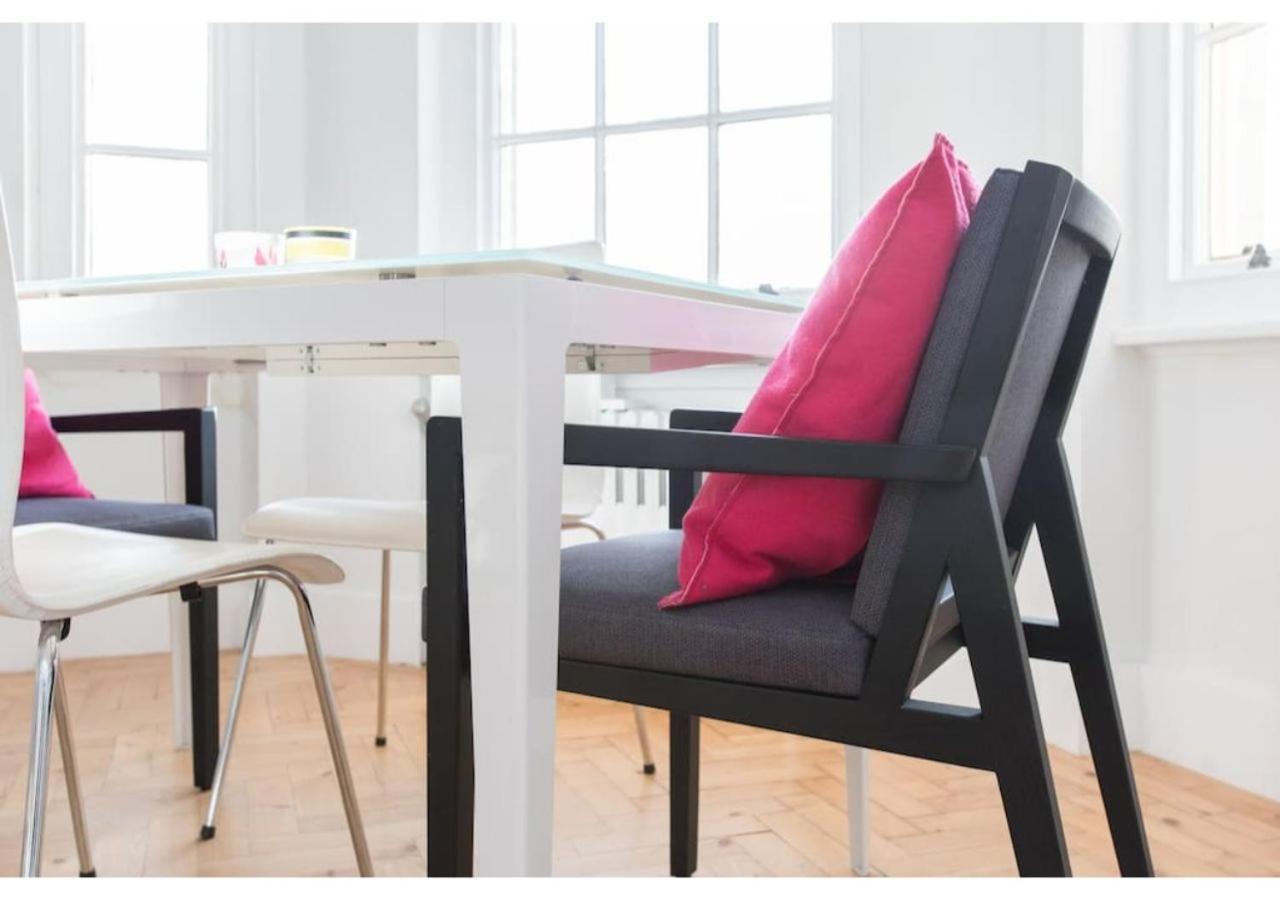 Modern, Spacious 1 Bed Flat In Notting Hill * Londres