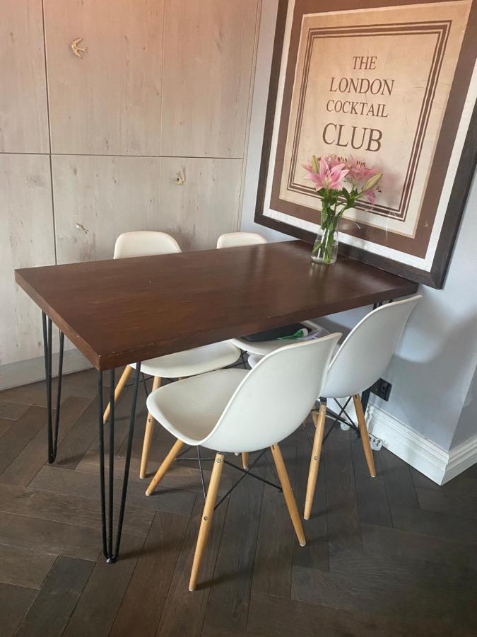 Luxury 2 Bedroom Flat Heart Of Camden * London