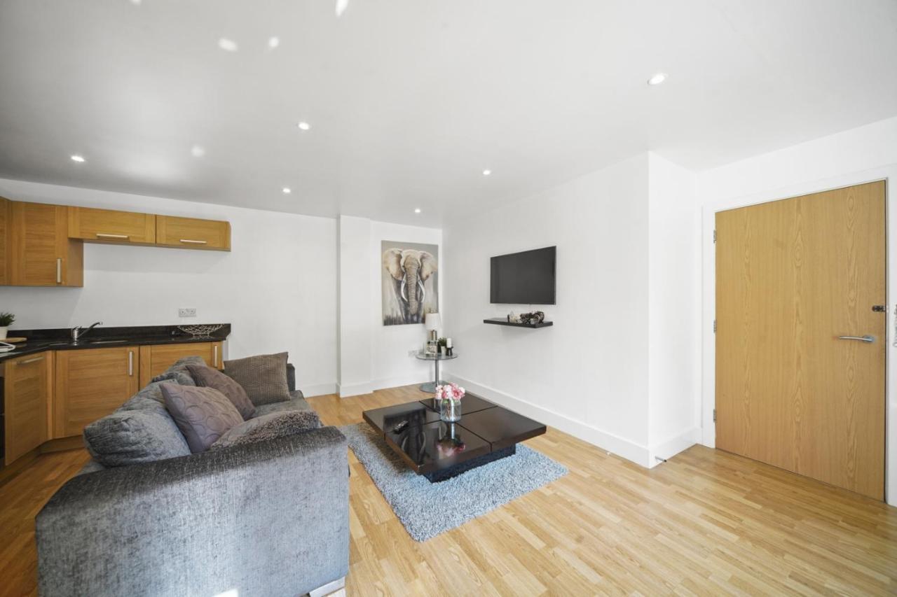 Marlex Modern 1 Bed Bridge Tower Bridge London