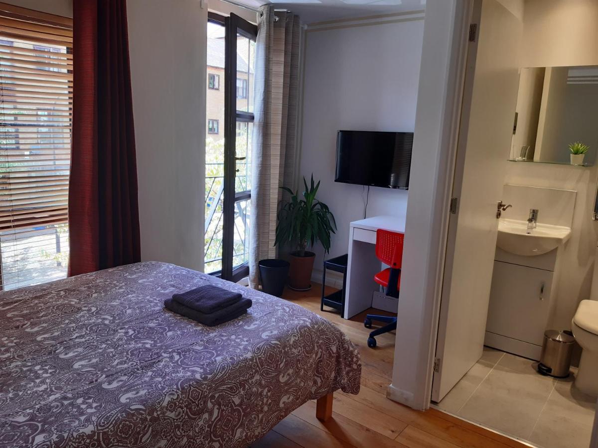 Maison d'hôtes With En-suite And Free Parking 3*