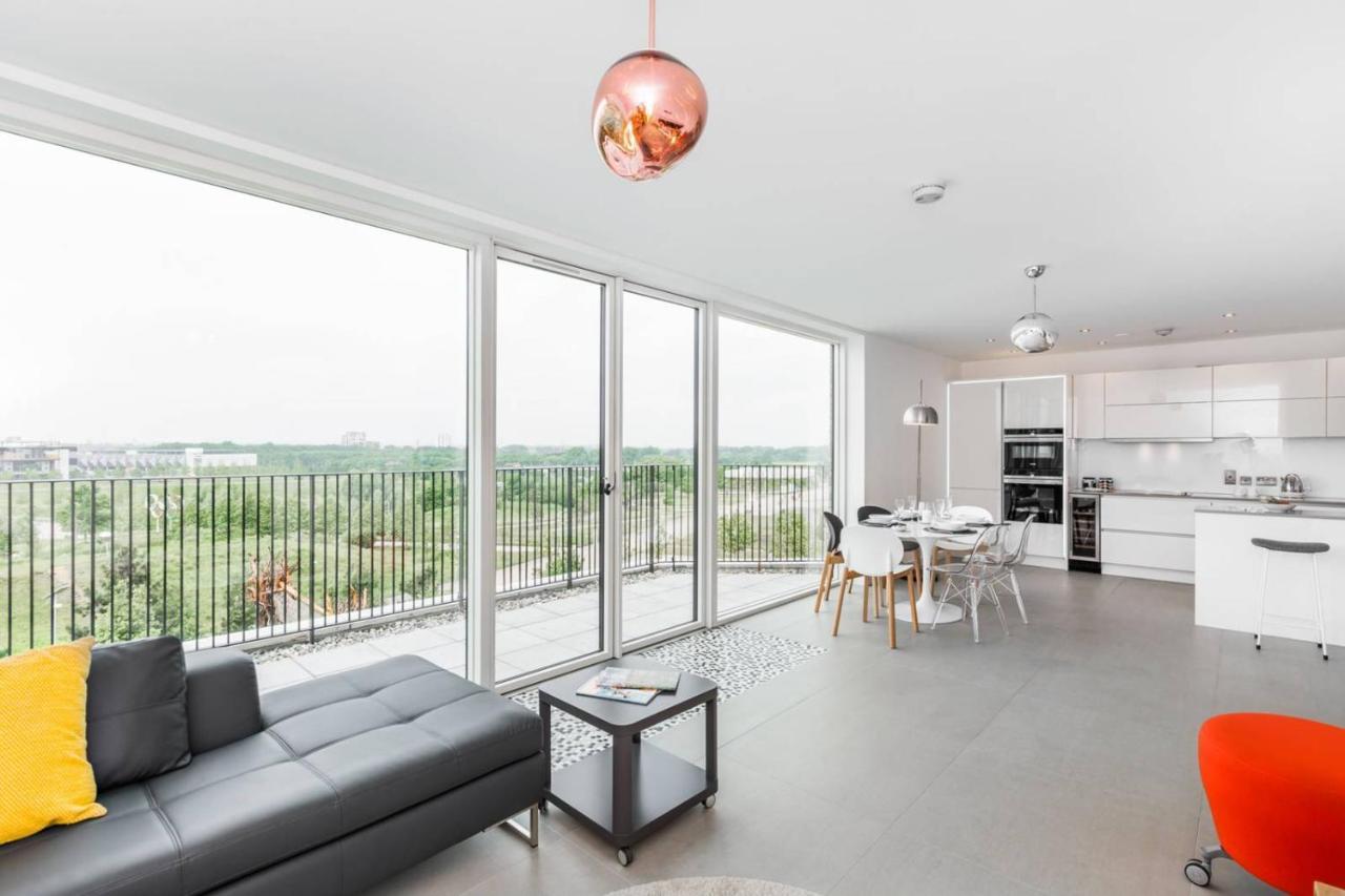 Panoramic Park And Penthouses Retreat * London