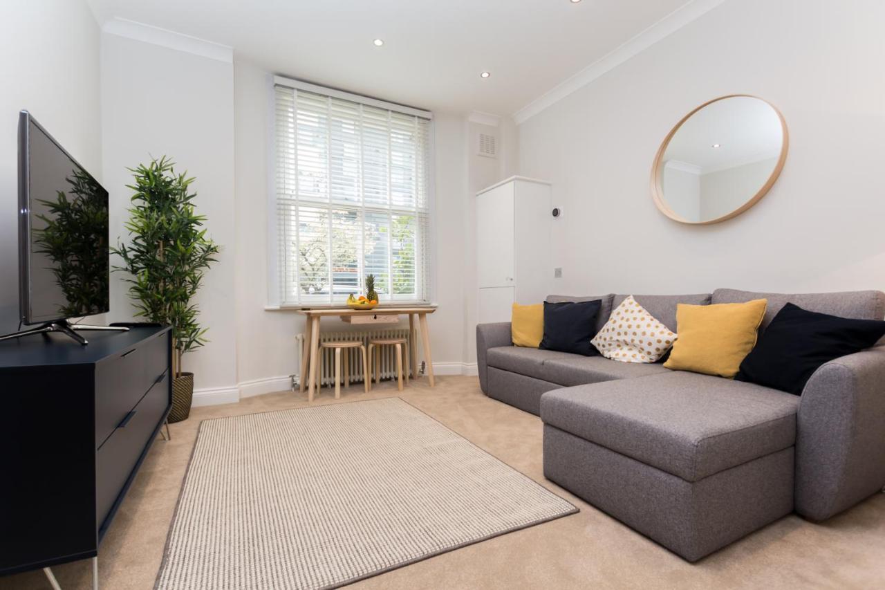 Apartamento Caledonian - Bright One-bedroom With Private Decked Garden Londres