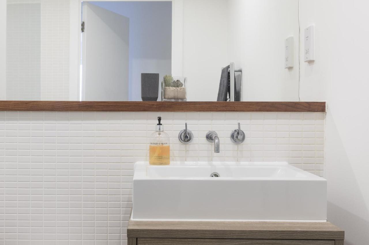 Apartamento Luxury 2-bed Flat Parking And Close To The Tube *