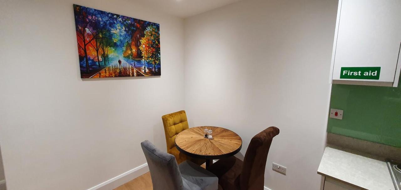 Garland Stylish 2 In Greater Apartment *