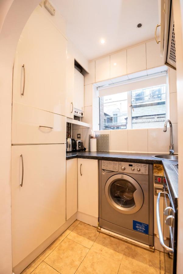 Apartment Mali Court Self Contained Modern Studio With Excellent Travel Links London
