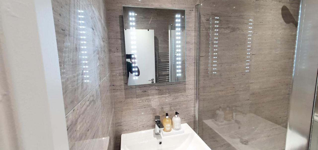 Garland Stylish 2 In Greater Apartamento
