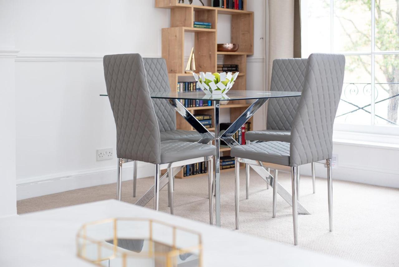 Apartment Anderson Street By Capital