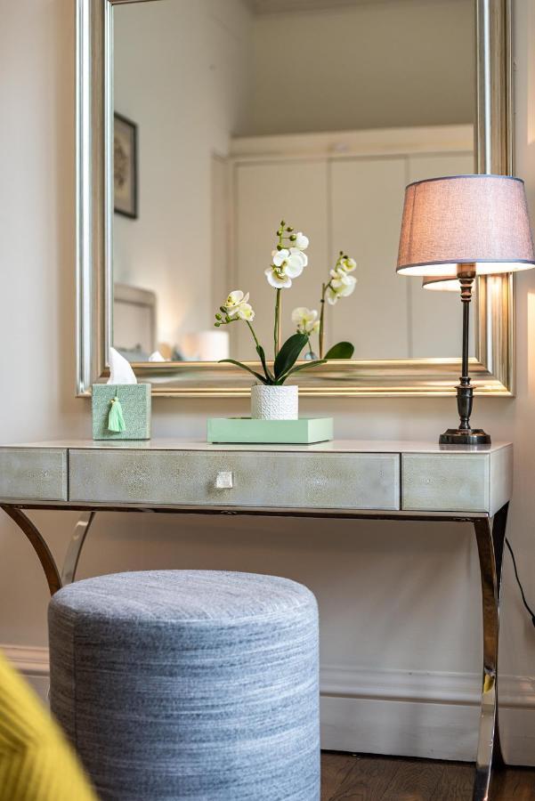 Grosvenor Gardens By Capital Appartement