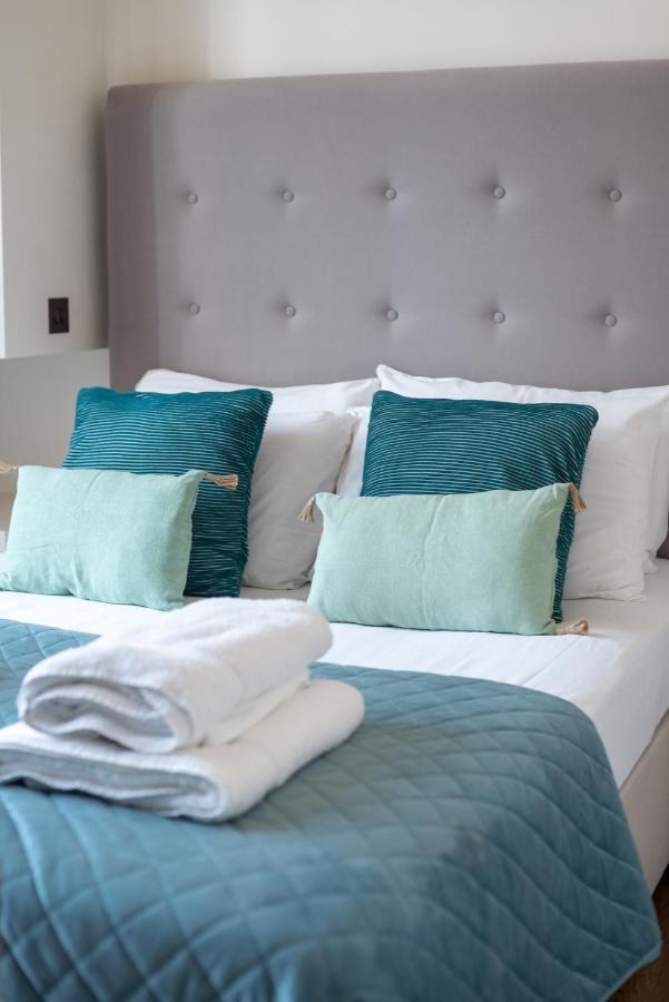 Grosvenor Gardens By Capital Appartement *