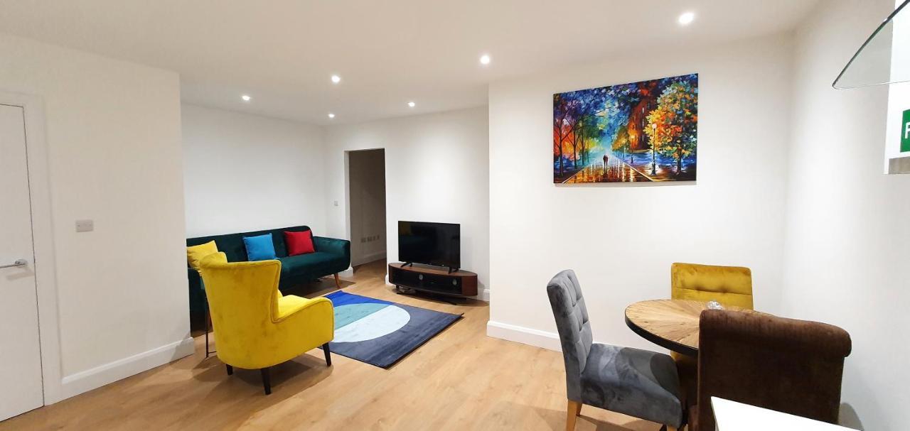 Apartment Garland Stylish 2 In Greater London