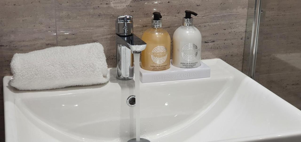 Apartamento Garland Stylish 2 In Greater