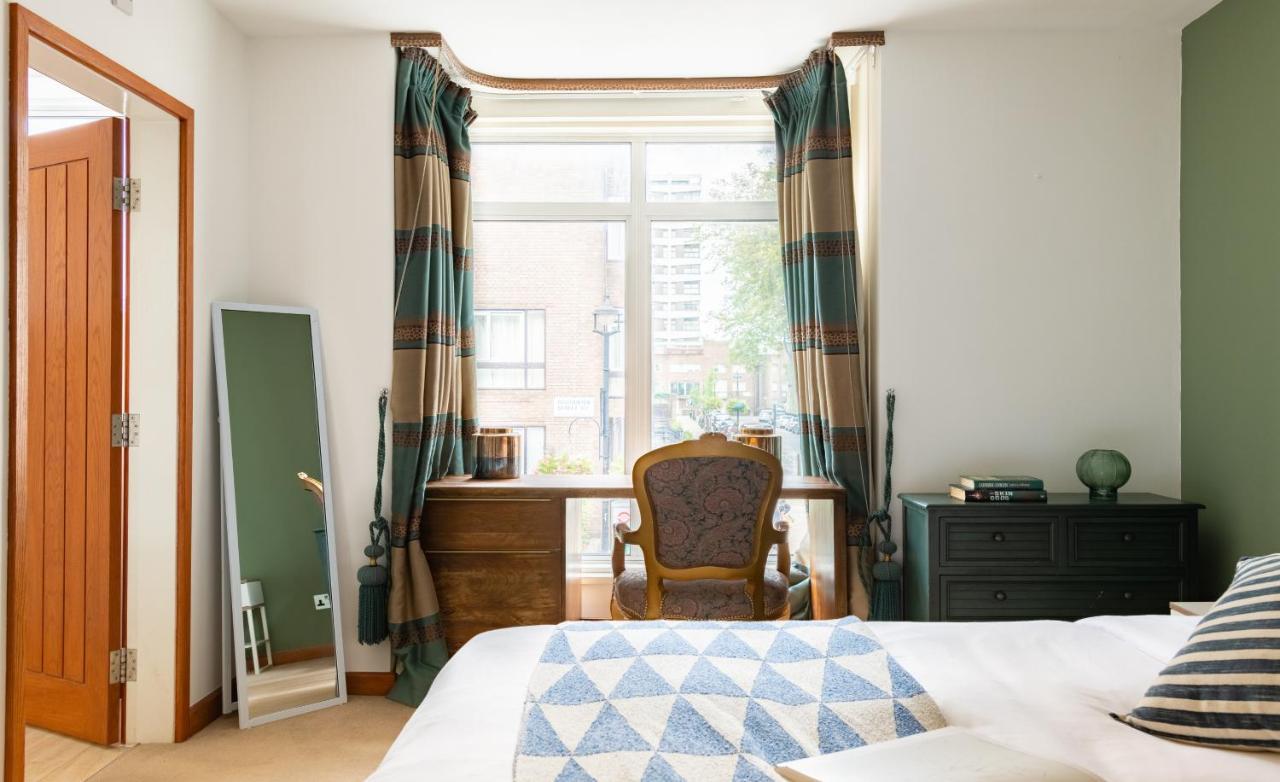 The Southwick Sanctuary - Large 6bdr With Terrace Apartamento Londres
