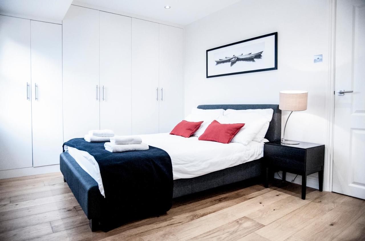 Unique 2bed/2bath - Top Floor - Private Balcony Apartamento Londres