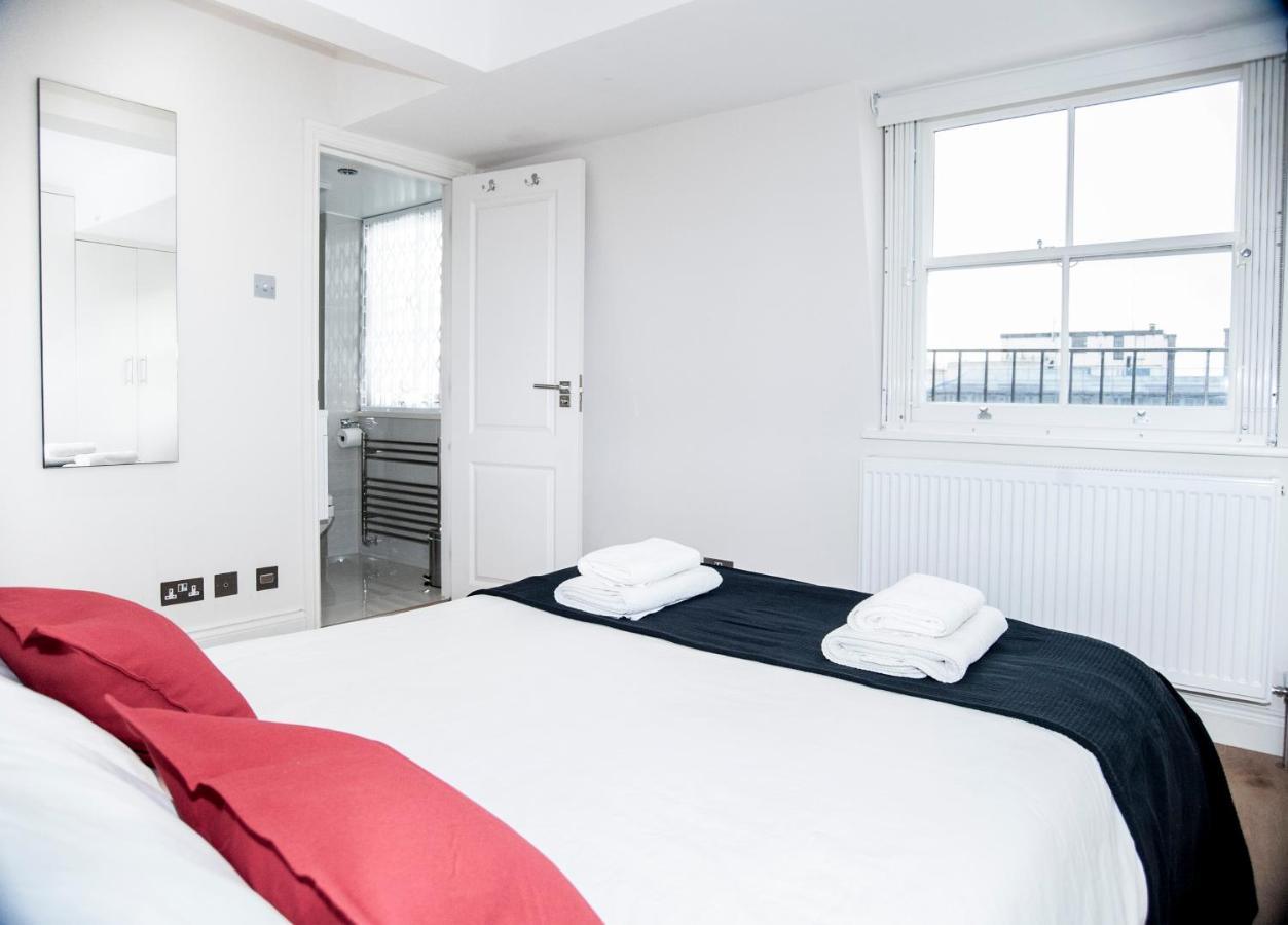Apartamento Unique 2bed/2bath - Top Floor - Private Balcony *