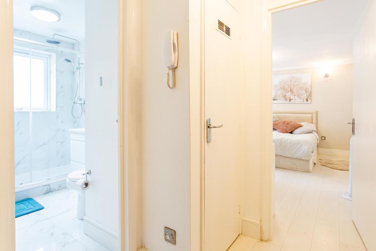 Modern Close To Apartamento