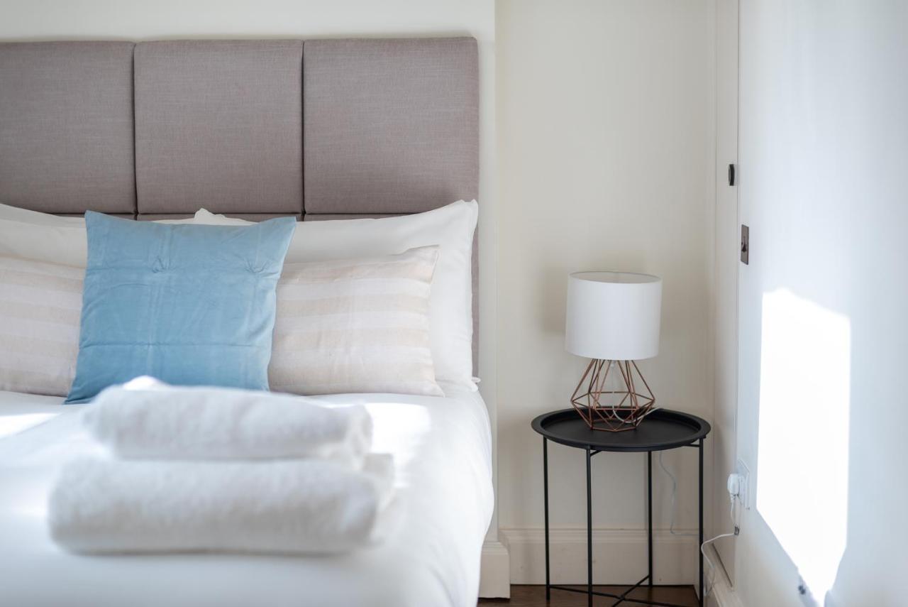 Grosvenor Gardens By Capital