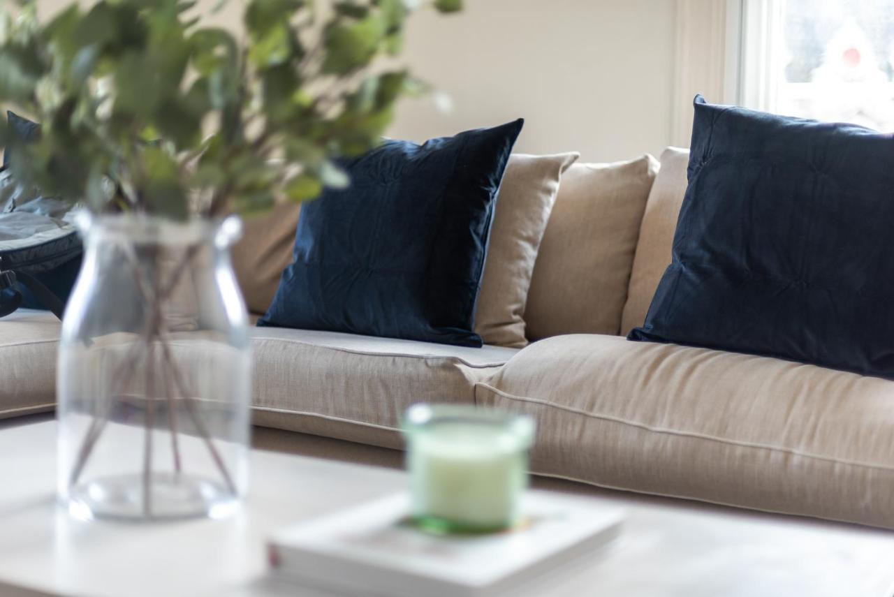 Grosvenor Gardens By Capital