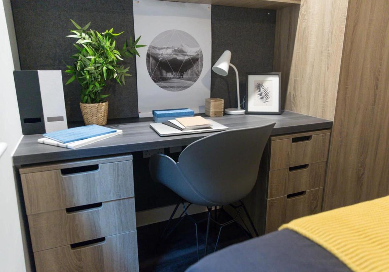 Trendy At Iq Hammersmith In Apartment