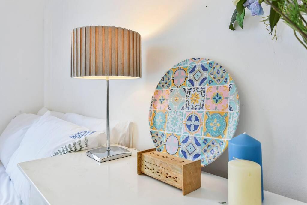 Appartement Groves 4 Bedroom, Shepherds Bush Londres
