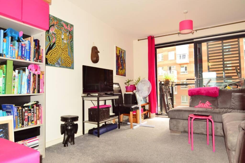 Appartement Modern 1 Bed Flat, *