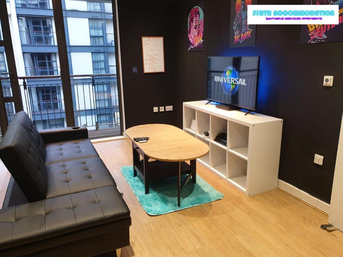 Appartement 80s Retro 1 Bedroom Serviced Canary Wharf Perfect For Corporate Business Families & Leisure Guests