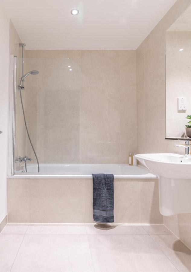 Apartamento Contemporary Apartments, Wembley - Sk *