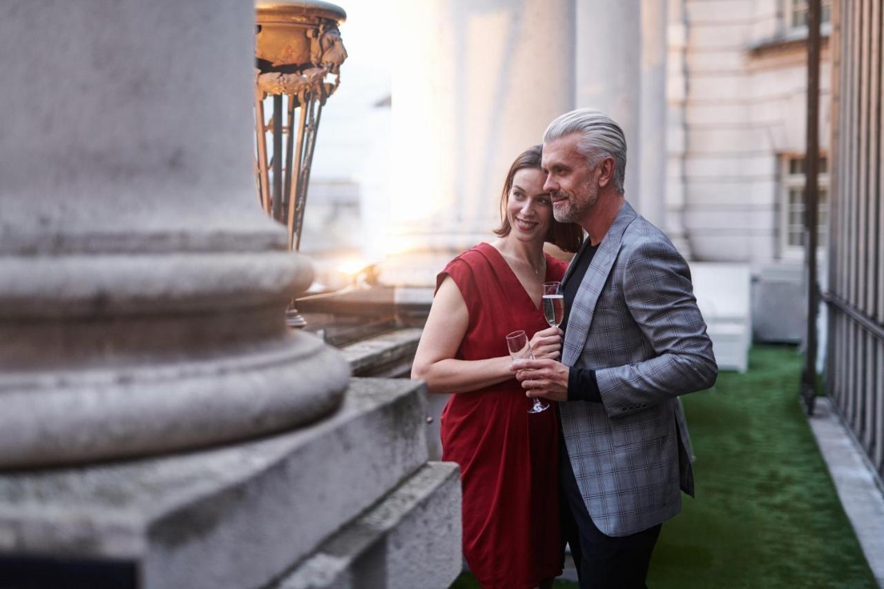 Le Meridien Piccadilly Hotel