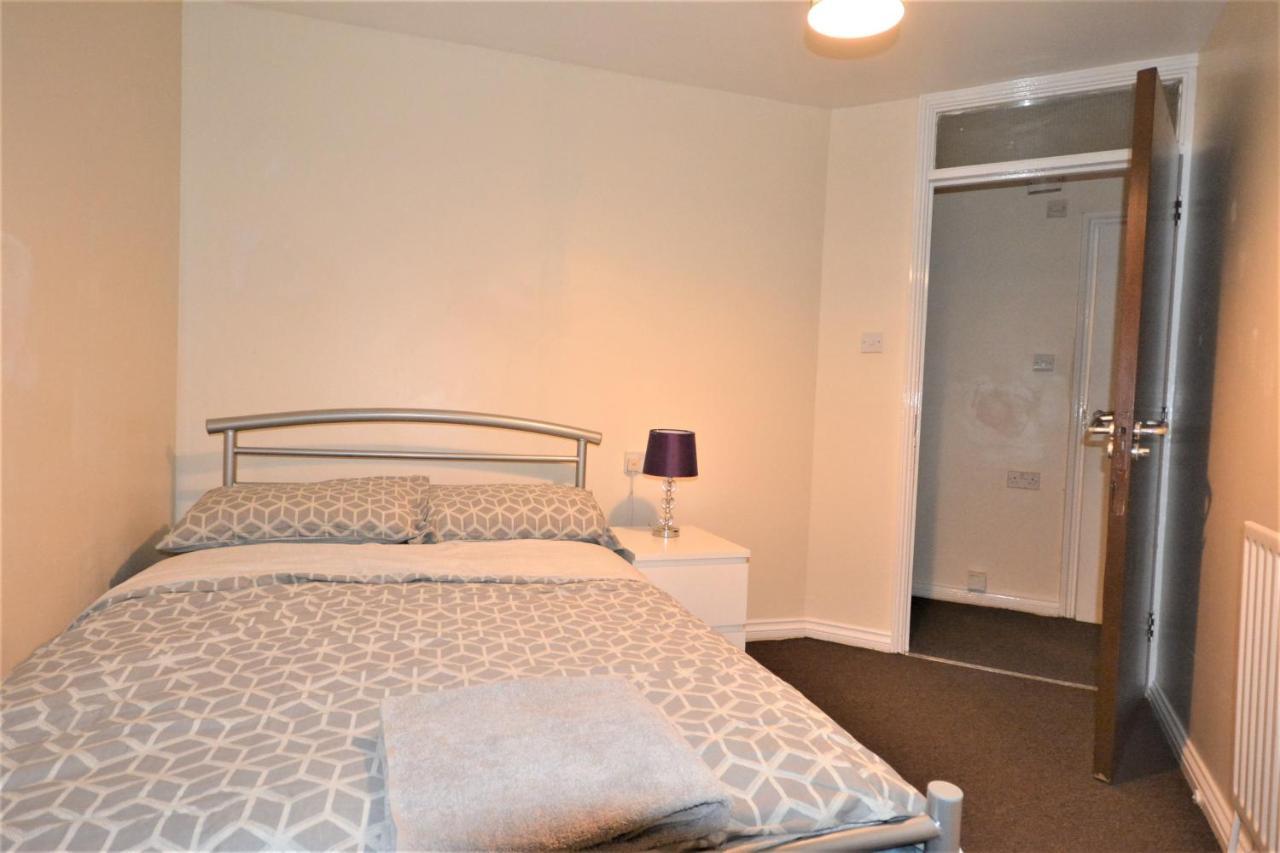 Appartement Zone 2 Lovely 4 Bedroom - 3 Trowbridge Road Londres