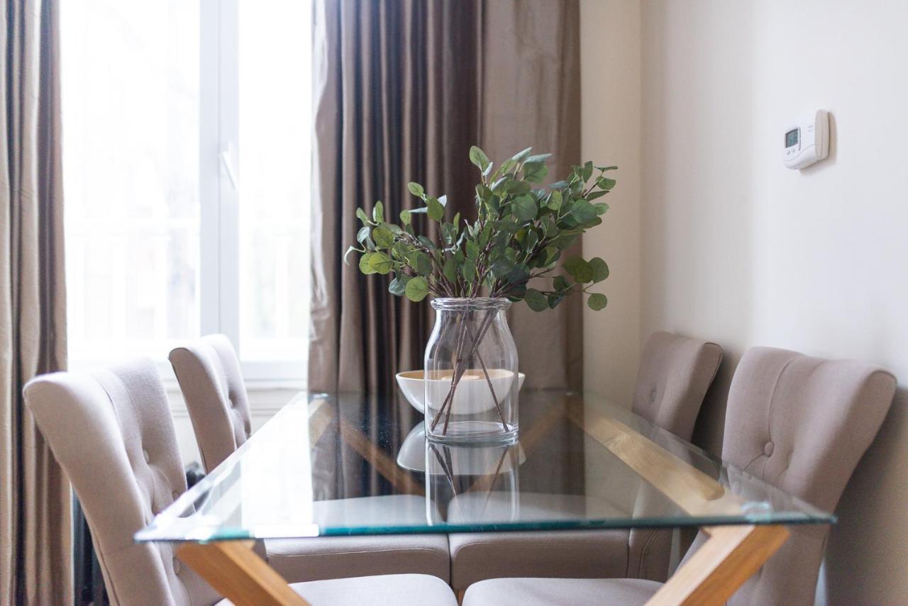 Grosvenor Gardens By Capital