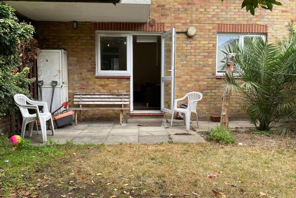 2 Bedroom With Patio - Ideal Location Zone 1 Londres