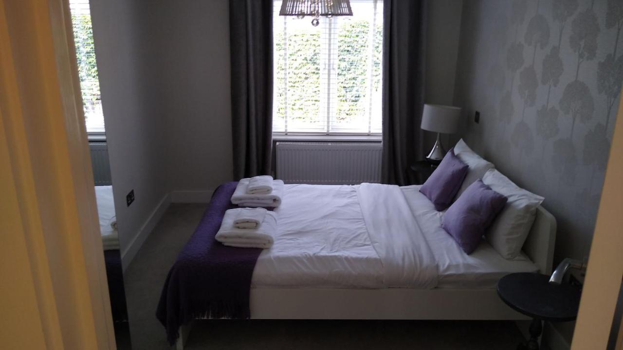 Modern 2 Bed Flat In Maida Hill Near Kensal Town In For Up To 4 People - 9mins To Tube Station Londres